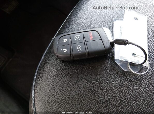 3C4NJDCN6TT182635 2026 JEEP COMPASS White Vista del salpicadero