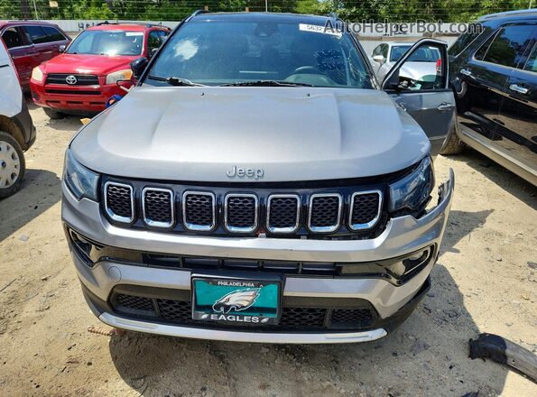 3C4NJDCN7PT523451 2023 JEEP COMPASS Silver Դիմացի տեսք