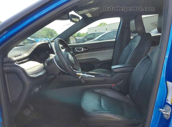 3C4NJDCN7PT566025 2023 JEEP COMPASS Blue Vista interior delantera