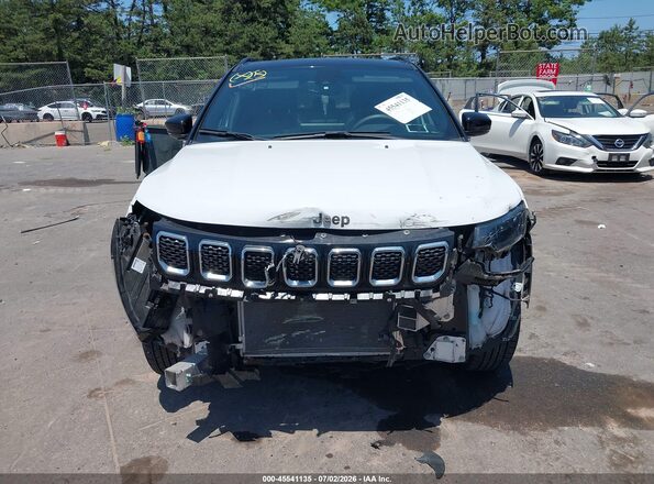 3C4NJDCN8PT537164 2023 JEEP COMPASS White Vista interior trasera