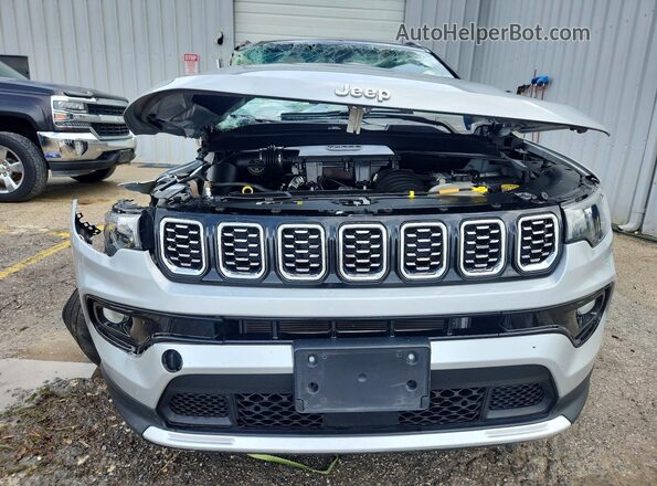 3C4NJDCN8ST524746 2025 JEEP COMPASS Silver Vista frontal
