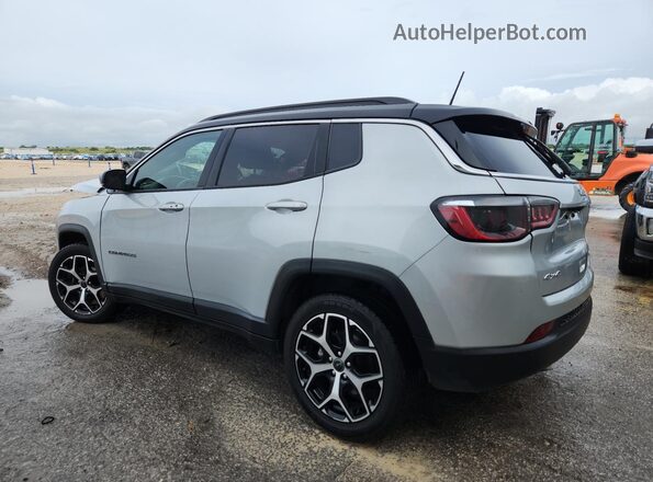 3C4NJDCN8ST524746 2025 JEEP COMPASS Silver 