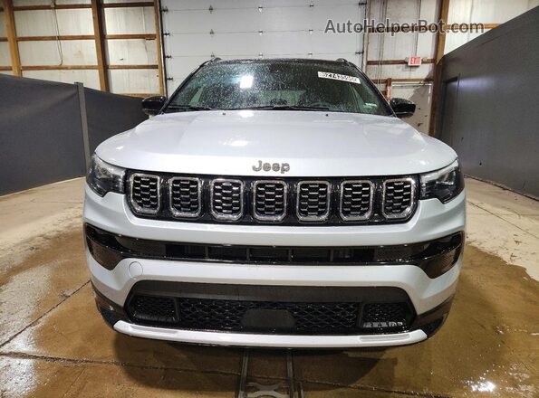 3C4NJDCN8ST614883 2025 JEEP COMPASS Silver Դիմացի տեսք