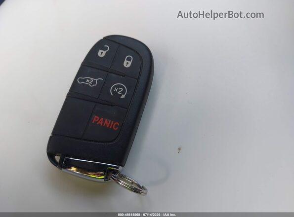 3C4NJDCN8TT152312 2026 JEEP COMPASS Синий Вид панели приборов