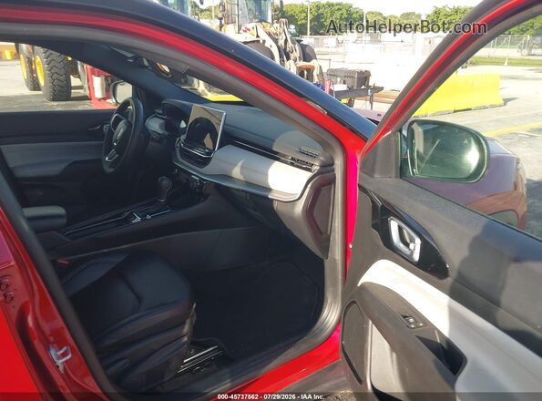 3C4NJDCN8TT187545 2026 JEEP COMPASS Красный Вид салона спереди