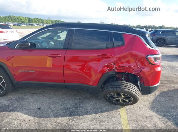3C4NJDCN8TT187545 2026 JEEP COMPASS Красный Вид спереди