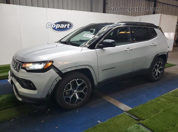 3C4NJDCN9RT134765 2024 JEEP COMPASS Серебряный Панорамный вид салона 360°