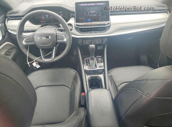 3C4NJDCNXPT542642 2023 JEEP COMPASS Silver წინა პანელის ხედი