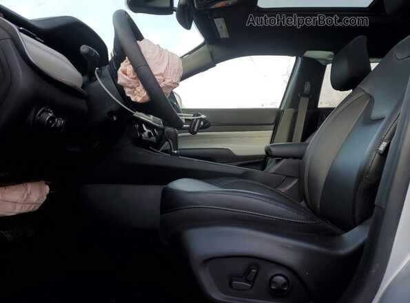 3C4NJDCNXRT167189 2024 JEEP COMPASS Silver Vista interior delantera