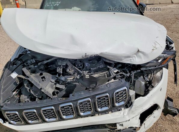 3C4NJDCNXST509066 2025 JEEP COMPASS White Вид підкапотного простору