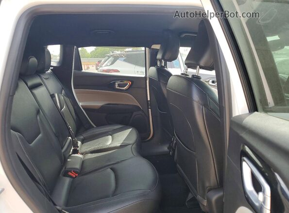 3C4NJDCNXST509066 2025 JEEP COMPASS White Вид задньої частини салону