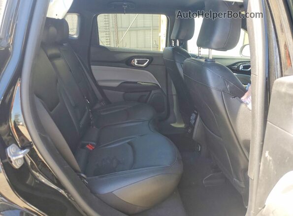 3C4NJDCNXST578369 2025 JEEP COMPASS Black Вид задньої частини салону