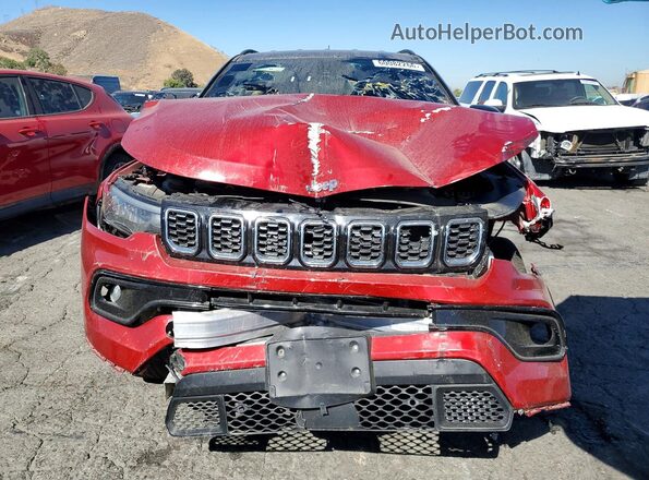 3C4NJDCNXST578680 2025 JEEP COMPASS Красный Вид спереди