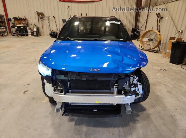 3C4NJDCNXTT258180 2026 JEEP COMPASS Blue წინა ხედი