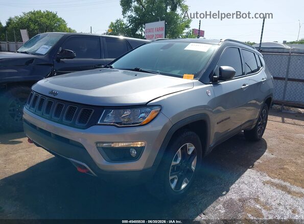 3C4NJDDB0KT765544 2019 JEEP COMPASS Silver Front left