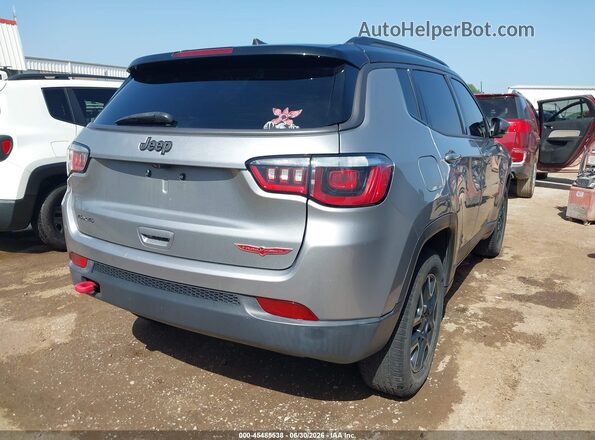 3C4NJDDB0KT765544 2019 JEEP COMPASS Silver Rear right