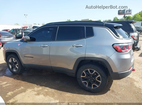3C4NJDDB0KT765544 2019 JEEP COMPASS Silver 360 interior view