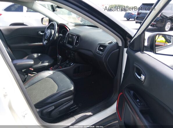 3C4NJDDB0LT166791 2020 JEEP COMPASS White Սալոնի դիմացի տեսք