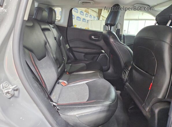 3C4NJDDB0MT529253 2021 JEEP COMPASS Gray უკანა სალონის ხედი