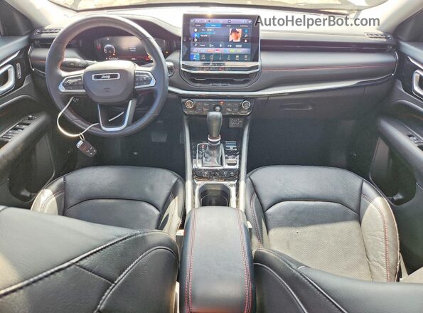 3C4NJDDB0NT148195 2022 JEEP COMPASS White Dashboard view