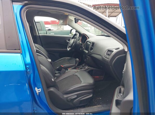 3C4NJDDB1JT212688 2018 JEEP COMPASS Blue Սալոնի դիմացի տեսք