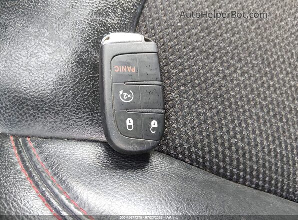 3C4NJDDB1KT592617 2019 JEEP COMPASS Black Dashboard view
