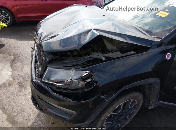 3C4NJDDB1KT592617 2019 JEEP COMPASS Black 