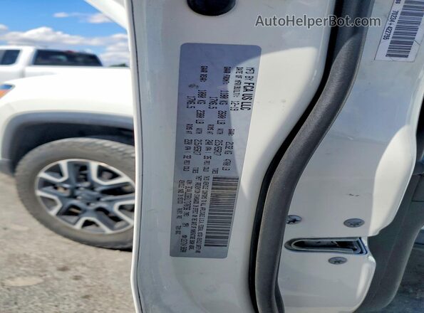 3C4NJDDB1LT170736 2020 JEEP COMPASS White Vista de la etiqueta del VIN