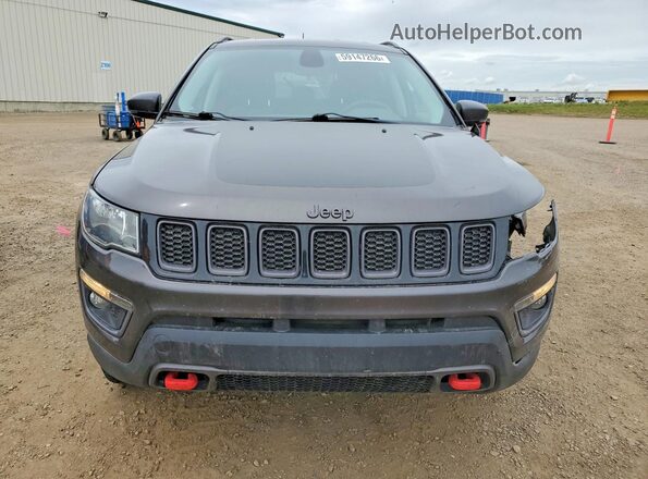 3C4NJDDB2HT630493 2017 JEEP COMPASS Black Front view