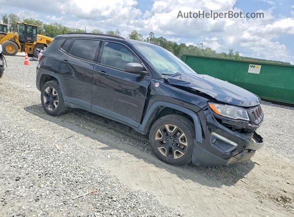 3C4NJDDB2HT646418 2017 JEEP COMPASS Black Front right
