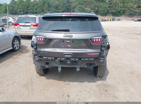 3C4NJDDB2KT733193 2019 JEEP COMPASS Gray 