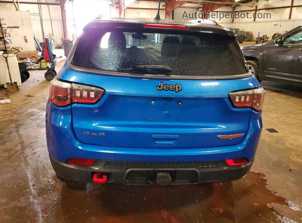 3C4NJDDB2KT776013 2019 JEEP COMPASS Blue Rear view