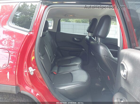 3C4NJDDB2LT220897 2020 JEEP COMPASS Red VIN կոդի պիտակի տեսք