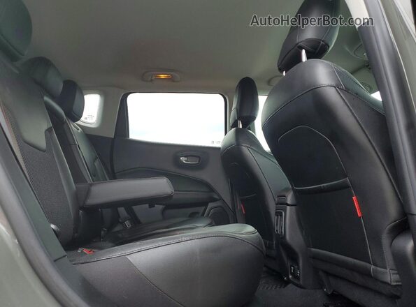 3C4NJDDB2MT506038 2021 JEEP COMPASS Gray უკანა სალონის ხედი