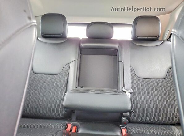 3C4NJDDB2MT506038 2021 JEEP COMPASS Gray უკანა სავარძლების ხედი