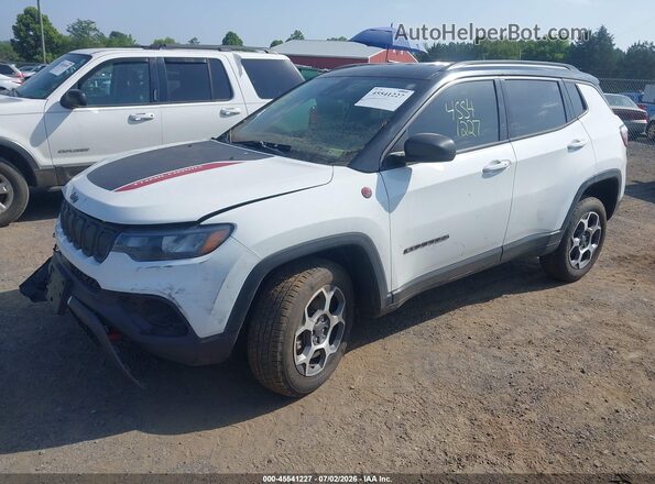 3C4NJDDB2NT158579 2022 JEEP COMPASS White Przód lewy