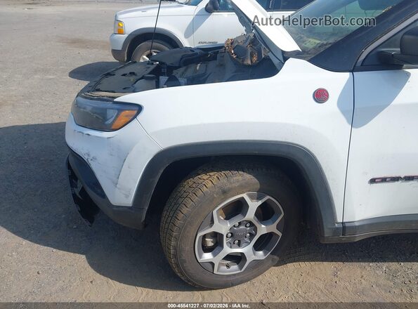 3C4NJDDB2NT158579 2022 JEEP COMPASS White 