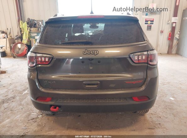3C4NJDDB2NT186429 2022 JEEP COMPASS Gray 