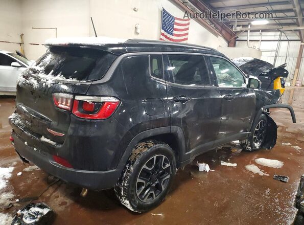 3C4NJDDB3JT501720 2018 JEEP COMPASS Black Հետևի աջ
