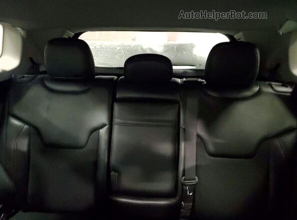 3C4NJDDB3JT501720 2018 JEEP COMPASS Black Հետևի նստատեղերի տեսք