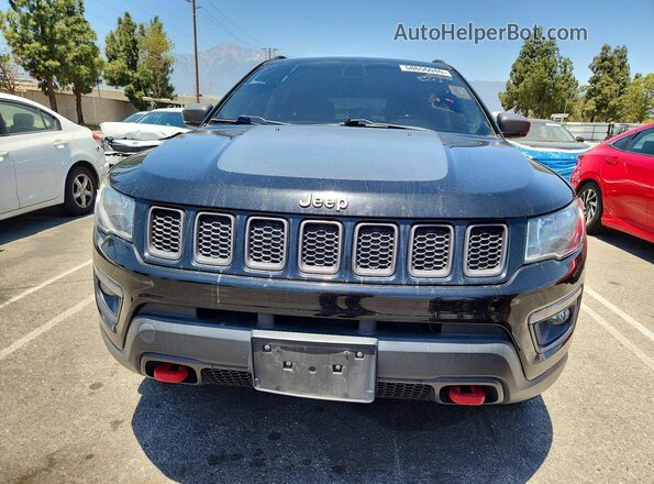 3C4NJDDB3LT177767 2020 JEEP COMPASS Black Front view