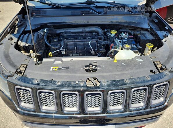 3C4NJDDB3LT177767 2020 JEEP COMPASS Black Engine compartment view