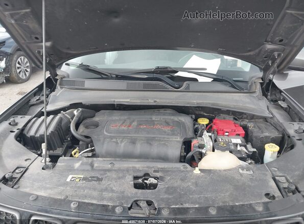 3C4NJDDB3MT556494 2021 JEEP COMPASS Black Rear view