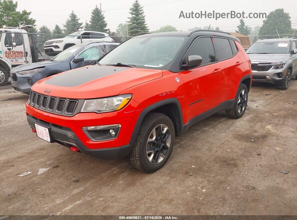 3C4NJDDB4HT623934 2017 JEEP NEW COMPASS Orange წინა მარცხენა ხედი სამი მეოთხედიდან