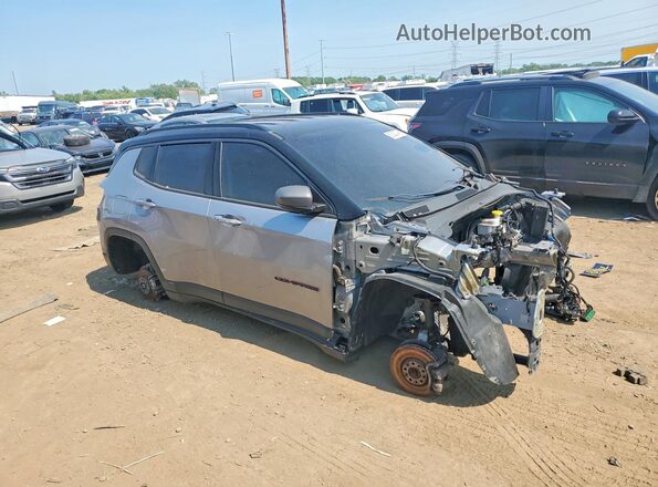 3C4NJDDB4HT624873 2017 JEEP COMPASS Silver Przód prawy