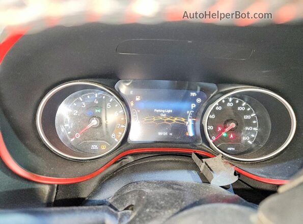 3C4NJDDB4KT667889 2019 JEEP COMPASS Белый Вид щитка приборов