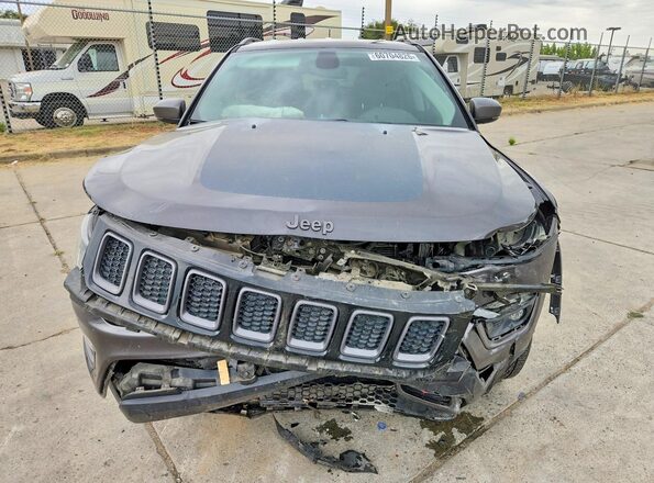 3C4NJDDB4KT733387 2019 JEEP COMPASS Gray Вид спереду