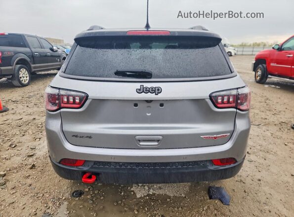 3C4NJDDB4MT519860 2021 JEEP COMPASS Silver Rear view