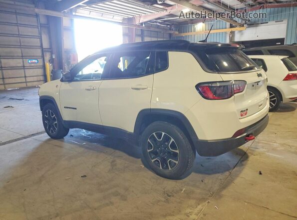 3C4NJDDB4MT571618 2021 JEEP COMPASS White Rear left