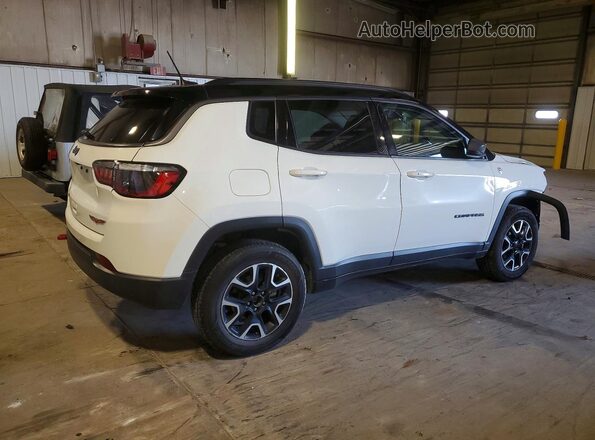3C4NJDDB4MT571618 2021 JEEP COMPASS White Rear right
